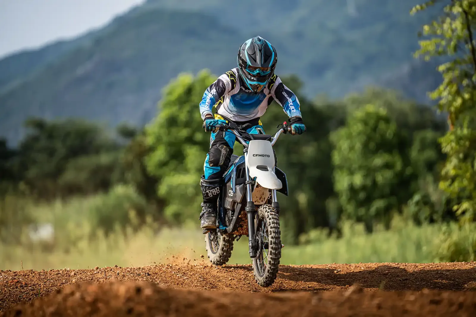 annonce.images.0.big