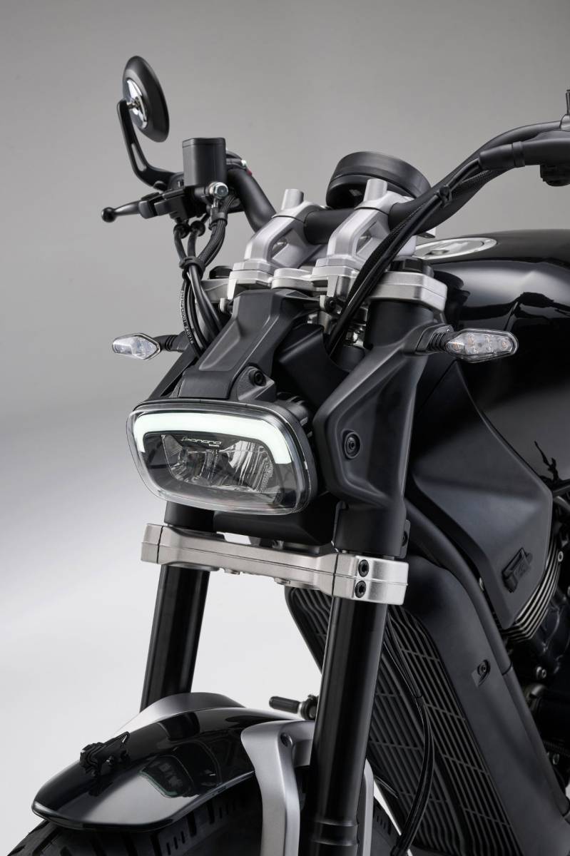 Leoncino BOBBER 400 E5+