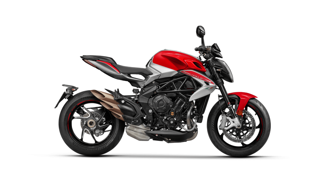 Atelier pour une rénovation de moto ancienne à Fécamp 76400 en Seine-Maritime