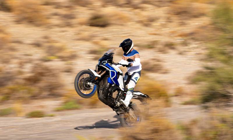 MV Agusta Enduro Veloce 950