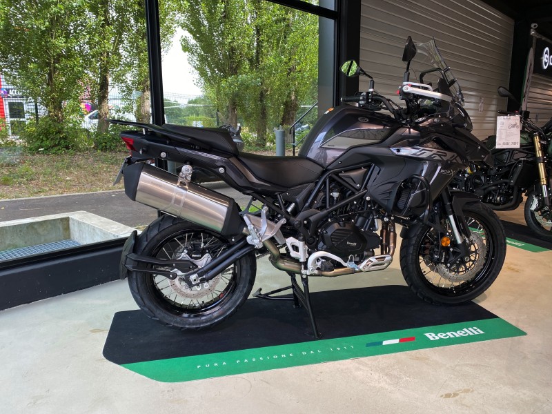BENELLI TRK 502 X