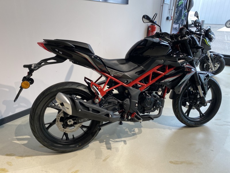 BENELLI BN 125