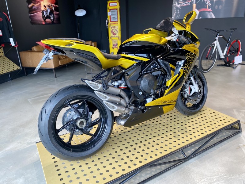 MV AGUSTA F3