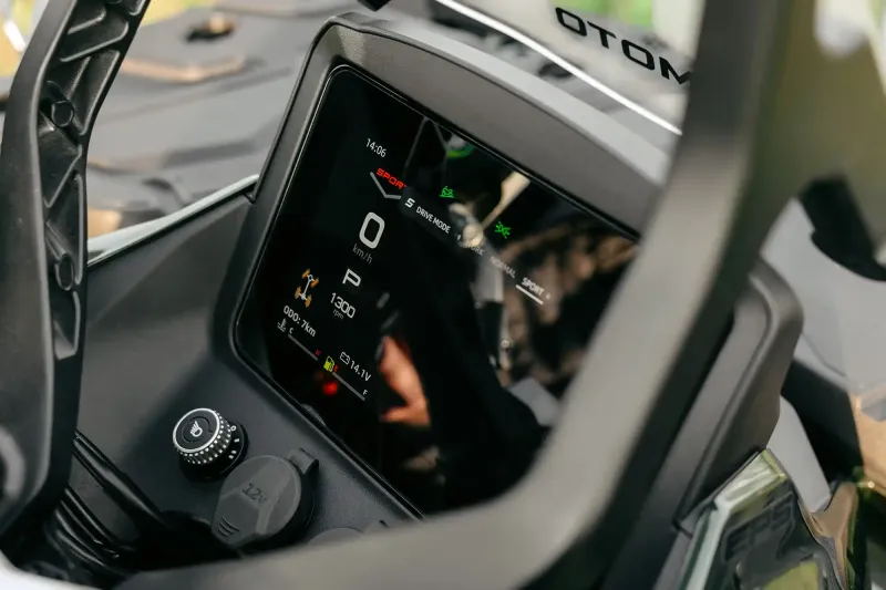 CFORCE 1000 R Overland