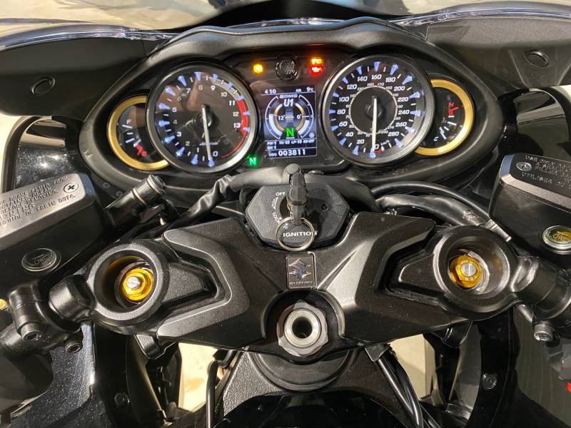 SUZUKI HAYABUSA 1300