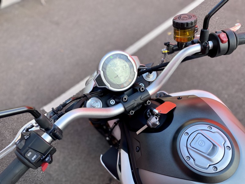 CF MOTO 700 CLX HÉRITAGE