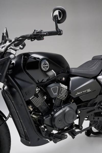 Leoncino BOBBER 400 E5+