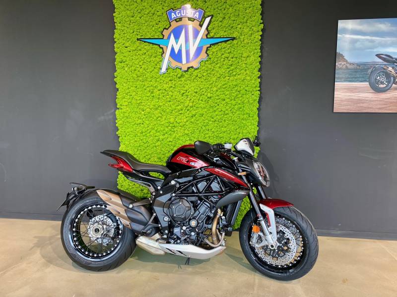 MV AGUSTA Dragster 800 RR SCS red 1/4 côté droit - PBS MOTO