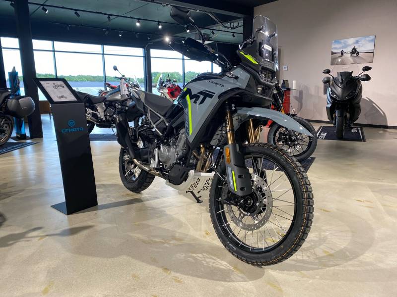 CFMOTO 450 MT