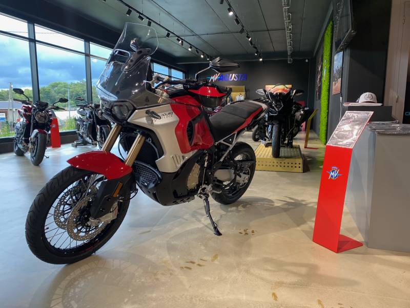 MV AGUSTA ENDURO VELOCE