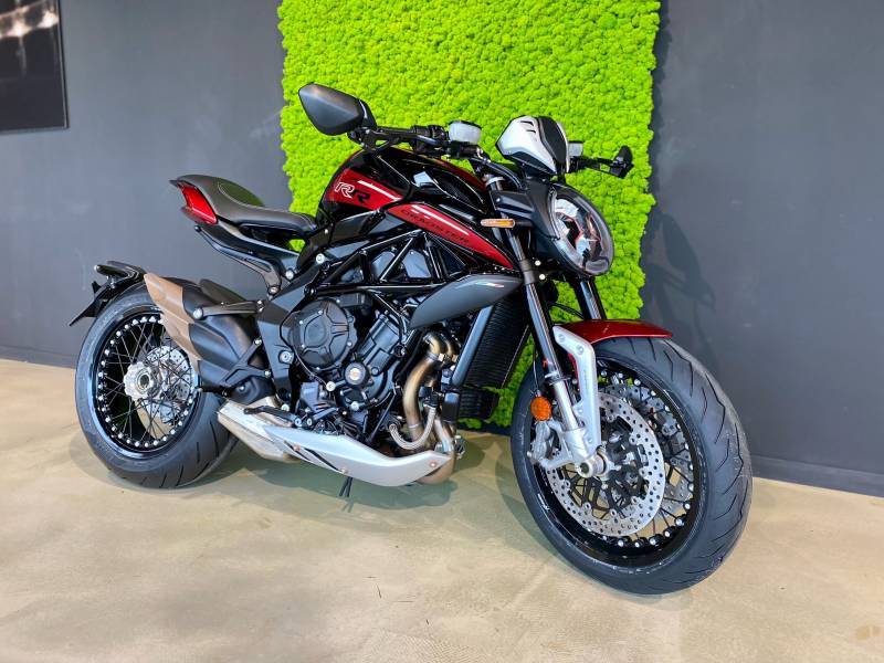 MV AGUSTA Dragster 800 RR SCS red 1/4 avant droit - PBS MOTO
