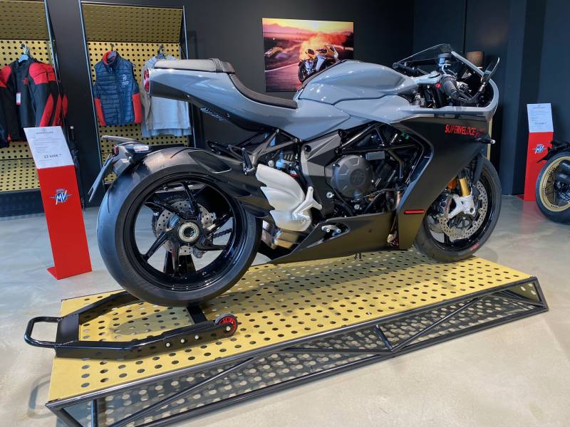 MV AGUSTA SUPERVELOCE