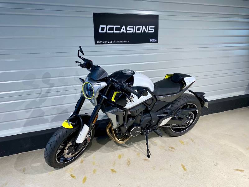 CFMOTO CLX SPORT 700