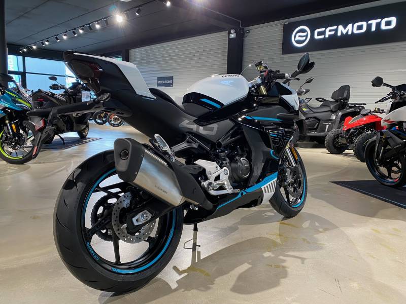 CFMOTO 450 SR