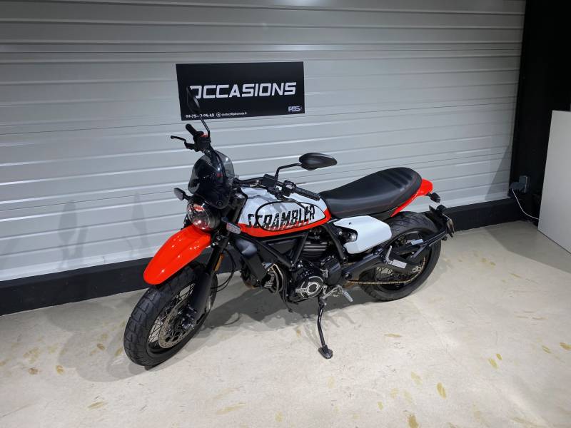 DUCATI SCRAMBLER 800 URBAN MOTARD