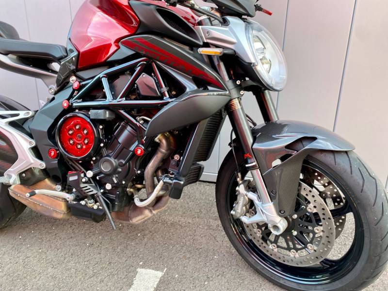 MV AGUSTA BRUTALE 800 ROSSO A2