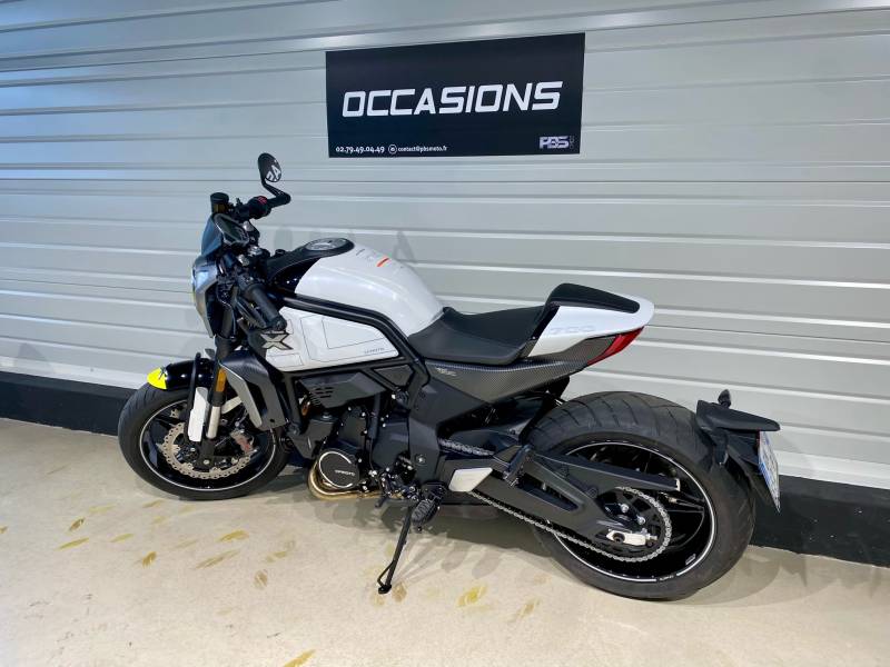 CFMOTO CLX SPORT 700