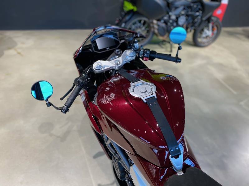 MV AGUSTA SUPERVELOCE 98 EDIZIONE