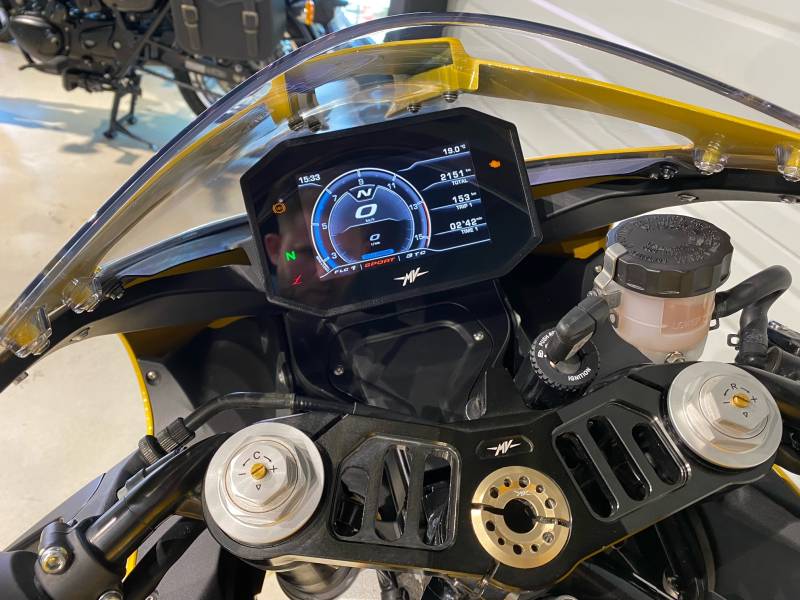 MV AGUSTA SUPERVELOCE 800