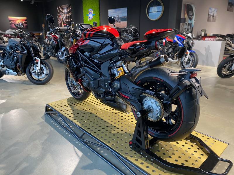 MV Agusta Rush 1000