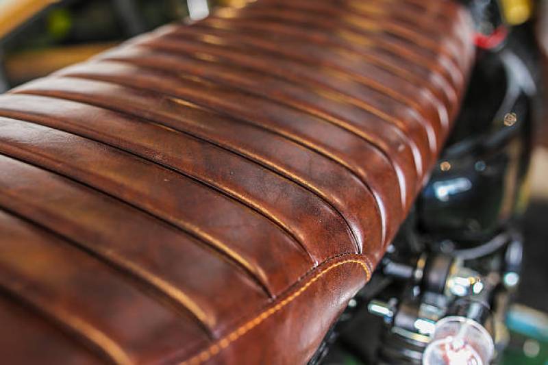 Selle pour moto sur mesure - PBS MOTO